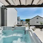 Crowonder Adriana - With Heated Swimming Pool, Jacuzzi And Sauna *