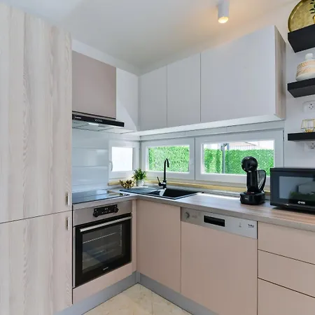 Crowonder Adriana - With Heated Swimming Pool, Jacuzzi And Sauna Villa *